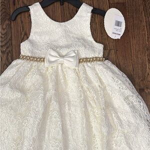Elegant White Lace Kids Dress with Bow